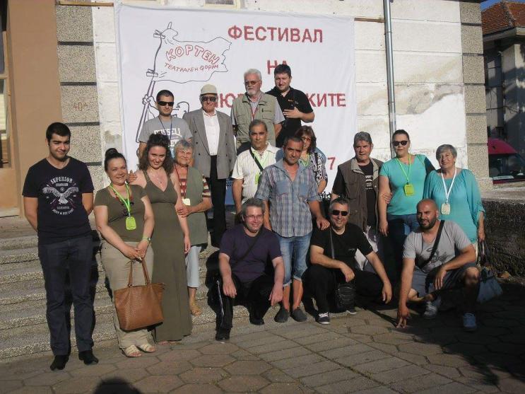 Драгановски театрали се завърнаха с Втора награда от Нова Загора