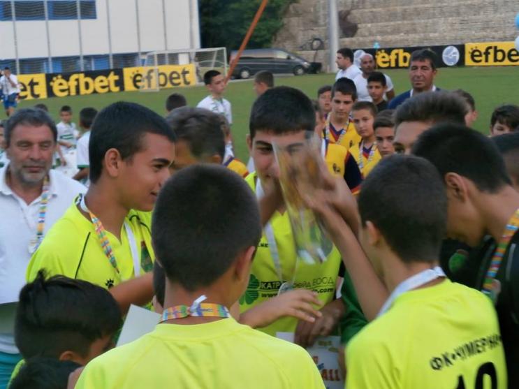 Малките футболисти на „Чумерна“-Елена спечелиха купата на турнира “FOOTBall for ALL”
