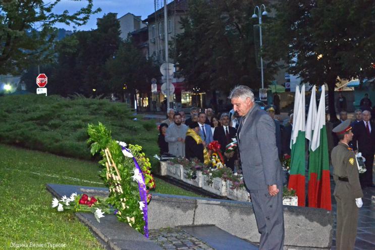 Велико Търново си спомни за Апостола на свободата  и отбеляза 180-годишнината от рождението му
