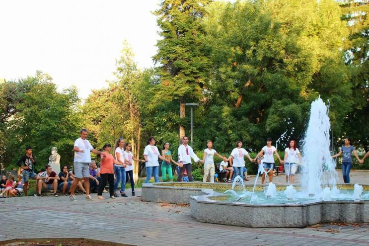 С кръшни хора ще изпратят топлото време в Лясковец