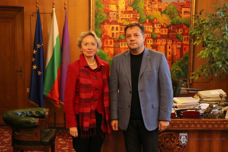 Проучват възможностите за партньорство между Велико Търново и австрийския град Щайр