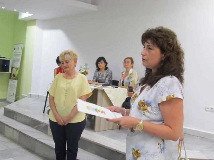 Поетична антология излезе за 15-ата годишнина на лясковския литературен клуб